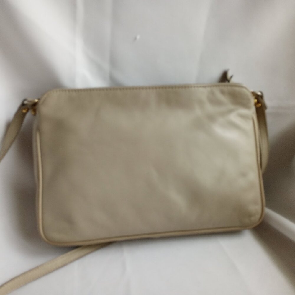 ***SOLD***  Etienne Aigner Taupe Beige Shoulder Bag - Picture 4 of 9